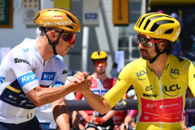 Tour de France 2025 Stage 11 TOULOUSE, FRANCE - JULY 16 : Healy Ben (IRL) of EF Education - EasyPost and Evenepoel Remco (BEL) of Soudal - Quick Step at the start line during stage 11 of the 112th edition of Tour de France an UCI World Tour 2.UWT cycling road race stage for Men Elite of 154 km with start in Toulouse and finish in Toulouse on July 16, 2025 in Toulouse, France, 16 07 2025 ( Motordriver Kenny Verfaillie - Toulouse France  Copyright: xVincentxKalutx