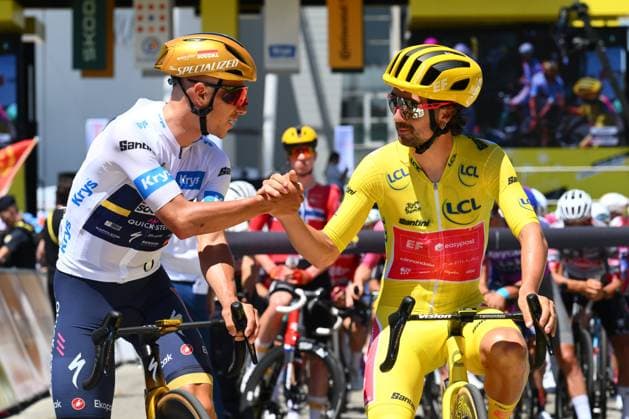 Tour de France 2025 Stage 11 TOULOUSE, FRANCE - JULY 16 : Healy Ben (IRL) of EF Education - EasyPost and Evenepoel Remco (BEL) of Soudal - Quick Step at the start line during stage 11 of the 112th edition of Tour de France an UCI World Tour 2.UWT cycling road race stage for Men Elite of 154 km with start in Toulouse and finish in Toulouse on July 16, 2025 in Toulouse, France, 16 07 2025 ( Motordriver Kenny Verfaillie - Toulouse France  Copyright: xVincentxKalutx