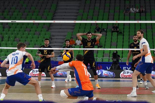Ljubljana, Slovenia, 16th July 2024: Jeffrey Klok of Netherlands (U) in action during the IVNL Volleyball Nations League, Week 3 match, between Ukraine and Netherlands at Arena Stozice, Ljubljana, Slovenia. (Natasa Kupljenik SPP) Copyright: xNatasaxKupljenikx xSPPx SPP_1015257
