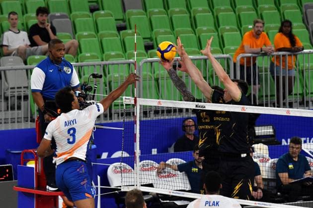 Ljubljana, Slovenia, 16th July 2024: Michiel Ahyi of Netherlands (L) in action during the IVNL Volleyball Nations League, Week 3 match, between Ukraine and Netherlands at Arena Stozice, Ljubljana, Slovenia. (Natasa Kupljenik SPP) Copyright: xNatasaxKupljenikx xSPPx SPP_1015271