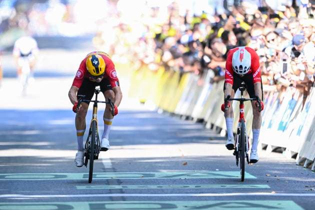 Tour de France 2025 Stage 11 TOULOUSE, FRANCE - JULY 16 : Abrahamsen Jonas (NOR) of Uno-X Mobility, Schmid Mauro (SUI) of Team Jayco AlUla in the final sprint during stage 11 of the 112th edition of Tour de France an UCI World Tour 2.UWT cycling road race stage for Men Elite of 154 km with start in Toulouse and finish in Toulouse on July 16, 2025 in Toulouse, France, 16 07 2025 ( Motordriver Kenny Verfaillie - Toulouse France  Copyright: xVincentxKalutx