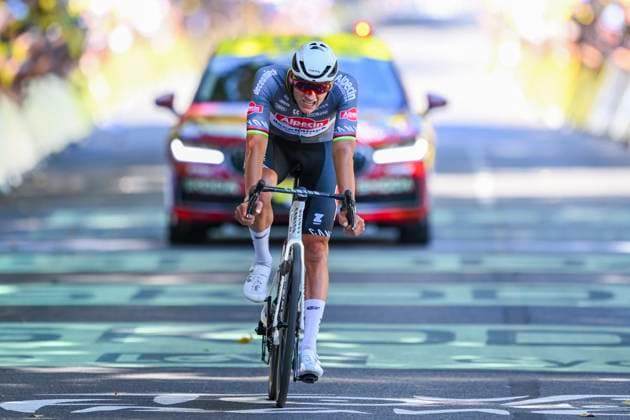Tour de France 2025 Stage 11 TOULOUSE, FRANCE - JULY 16 : Van Der Poel Mathieu (NED) of Alpecin - Deceuninck at the finishline during stage 11 of the 112th edition of Tour de France an UCI World Tour 2.UWT cycling road race stage for Men Elite of 154 km with start in Toulouse and finish in Toulouse on July 16, 2025 in Toulouse, France, 16 07 2025 ( Motordriver Kenny Verfaillie - Toulouse France  Copyright: xVincentxKalutx
