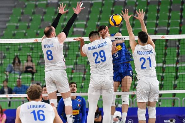 Ljubljana, Slovenia, 16th July 2024: Alessandro Michieletto of Italy in action against Aleksandar Nedeljkovic of Serbia during the IVNL Volleyball Nations League, Week 3 match, between Serbia and Italy at Arena Stozice, Ljubljana, Slovenia. (Natasa Kupljenik SPP) Copyright: xNatasaxKupljenikx xSPPx SPP_1015505