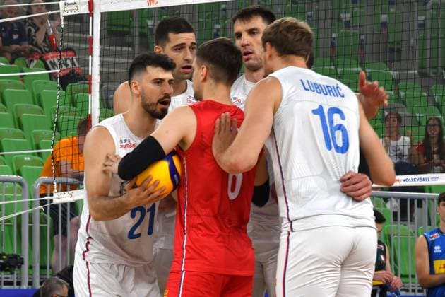 Ljubljana, Slovenia, 16th July 2024: Team Serbia during the IVNL Volleyball Nations League, Week 3 match, between Serbia and Italy at Arena Stozice, Ljubljana, Slovenia. (Natasa Kupljenik SPP) Copyright: xNatasaxKupljenikx xSPPx SPP_1015518