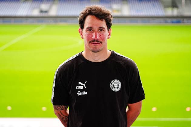 Niklas Jakusch Holstein Kiel goalkeeper coach GER, Holstein Kiel, 2 Bundesliga, portraettermin 2025 2026 GER, Holstein Kiel, 2 Bundesliga, portraettermin 2025 2026 Kiel Copyright: xEibner-Pressefoto MarcelxvonxFehrnx EP_MFN