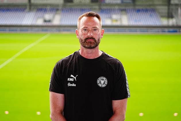 Tim Hoeper Holstein Kiel Head of Physiotherapy GER, Holstein Kiel, 2 Bundesliga, Portraettermin 2025 2026 GER, Holstein Kiel, 2 Bundesliga, Portraettermin 2025 2026 Kiel Copyright: xEibner-Pressefoto MarcelxvonxFehrnx EP_MFN