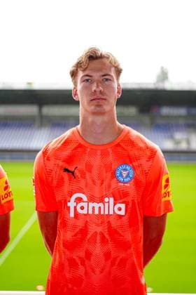 Jonas Krumrey Holstein Kiel 21 GER, Holstein Kiel, 2 Bundesliga, Portraettermin 2025 2026 GER, Holstein Kiel, 2 Bundesliga, Portraettermin 2025 2026 Kiel Copyright: xEibner-Pressefoto MarcelxvonxFehrnx EP_MFN
