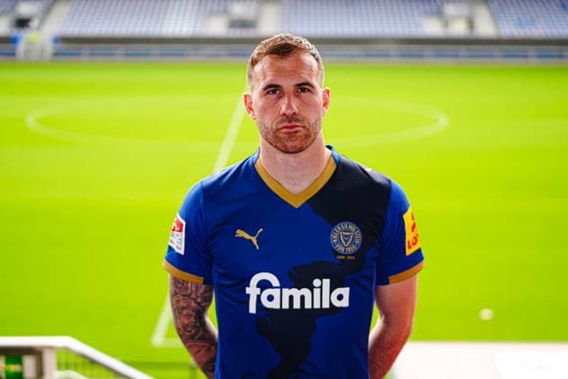 Marco Komenda Holstein Kiel 03 GER, Holstein Kiel, 2 Bundesliga, Portraettermin 2025 2026 GER, Holstein Kiel, 2 Bundesliga, Portraettermin 2025 2026 Kiel Copyright: xEibner-Pressefoto MarcelxvonxFehrnx EP_MFN
