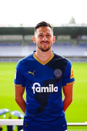 Steven Skrzybski Holstein Kiel 07 GER, Holstein Kiel, 2 Bundesliga, Portraettermin 2025 2026 GER, Holstein Kiel, 2 Bundesliga, Portraettermin 2025 2026 Kiel Copyright: xEibner-Pressefoto MarcelxvonxFehrnx EP_MFN