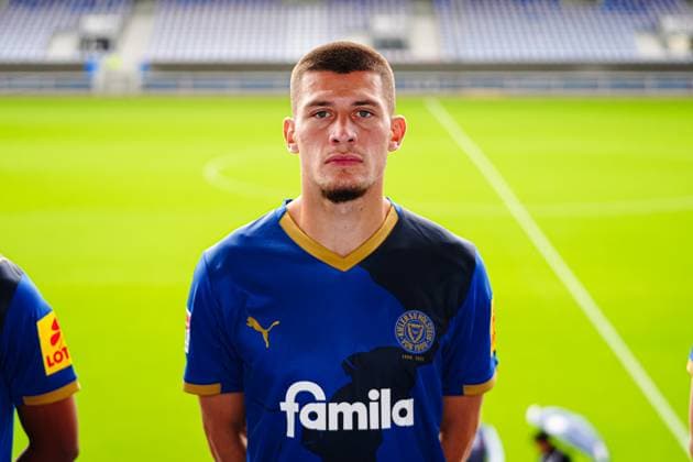 Mladen Cvjetinovic Holstein Kiel 17 GER, Holstein Kiel, 2 Bundesliga, Portraettermin 2025 2026 GER, Holstein Kiel, 2 Bundesliga, Portraettermin 2025 2026 Kiel Copyright: xEibner-Pressefoto MarcelxvonxFehrnx EP_MFN