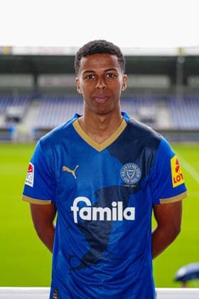 Andu Kelati Holstein Kiel 16 GER, Holstein Kiel, 2 Bundesliga, Portraettermin 2025 2026 GER, Holstein Kiel, 2 Bundesliga, Portraettermin 2025 2026 Kiel Copyright: xEibner-Pressefoto MarcelxvonxFehrnx EP_MFN