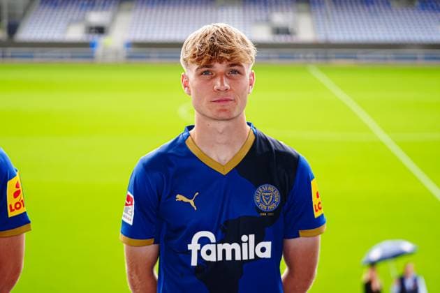 Niklas Niehoff Holstein Kiel 29 GER, Holstein Kiel, 2 Bundesliga, portraettermin 2025 2026 GER, Holstein Kiel, 2 Bundesliga, portraettermin 2025 2026 Kiel Copyright: xEibner-Pressefoto MarcelxvonxFehrnx EP_MFN