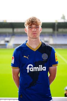 Niklas Niehoff Holstein Kiel 29 GER, Holstein Kiel, 2 Bundesliga, portraettermin 2025 2026 GER, Holstein Kiel, 2 Bundesliga, portraettermin 2025 2026 Kiel Copyright: xEibner-Pressefoto MarcelxvonxFehrnx EP_MFN
