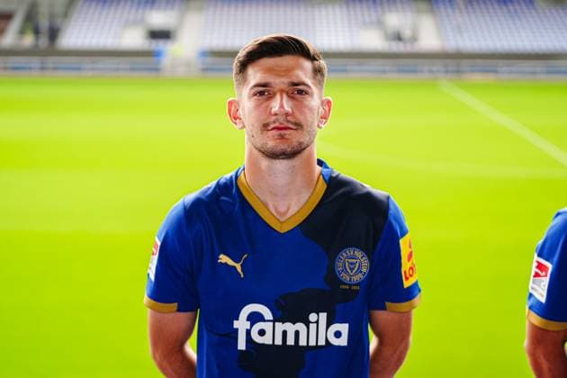 Armin Gigovic Holstein Kiel 37 GER, Holstein Kiel, 2 Bundesliga, Portraettermin 2025 2026 GER, Holstein Kiel, 2 Bundesliga, Portraettermin 2025 2026 Kiel Copyright: xEibner-Pressefoto MarcelxvonxFehrnx EP_MFN
