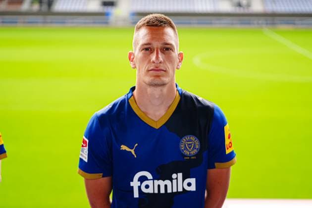 Ivan Nekic Holstein Kiel 13 GER, Holstein Kiel, 2 Bundesliga, Portraettermin 2025 2026 GER, Holstein Kiel, 2 Bundesliga, Portraettermin 2025 2026 Kiel Copyright: xEibner-Pressefoto MarcelxvonxFehrnx EP_MFN