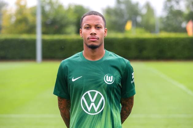 VfL Wolfsburg photo appointment Wolfsburg, 16 07 2025, Aster Vranckx VfL Wolfsburg, 1 Bundesliga, portrait appointment 2025 2026 Wolfsburg