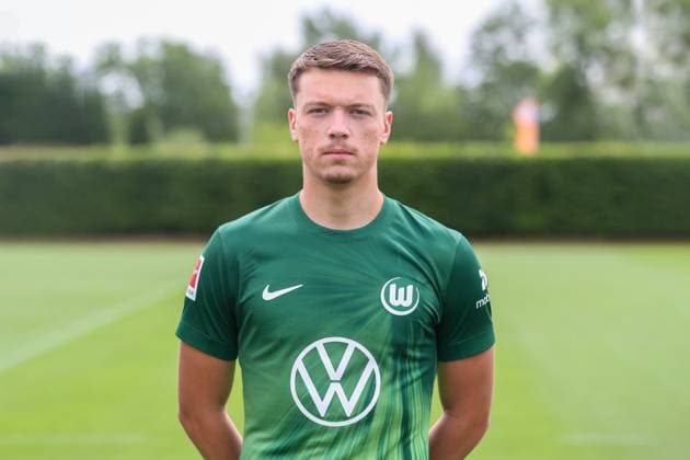 VfL Wolfsburg Photo appointment Wolfsburg, 16 07 2025, Dzenan Pejcinovic VfL Wolfsburg, 1 Bundesliga, Portrait appointment 2025 2026 Wolfsburg