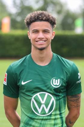 VfL Wolfsburg photo appointment Wolfsburg, 16 07 2025, Kevin Paredes VfL Wolfsburg, 1 Bundesliga, portrait appointment 2025 2026 Wolfsburg