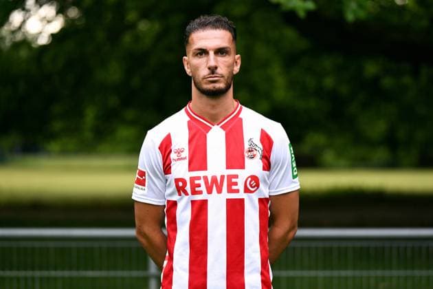 Leart Paqarada 1 FC Köln 1 BL, portrait date 2025 2026