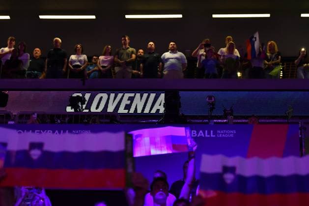 Ljubljana, Slovenia, 16th July 2024: Team Slovenia fans during the IVNL Volleyball Nations League, Week 3 match, between Canada and Slovenia at Arena Stozice, Ljubljana, Slovenia. (Natasa Kupljenik SPP) Copyright: xNatasaxKupljenikx xSPPx SPP_1015844