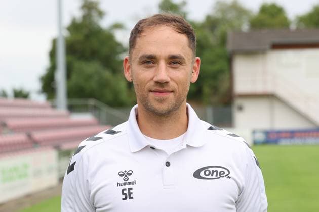 Sport Men Football Soccer Season 2025 26 16 07 2025 Bluechip Arena Meuselwitz ZFC Meuselwitz Team Photo Portrait Sebastian Ebneth Physiotherapist Meuselwitz Thueringen Germany