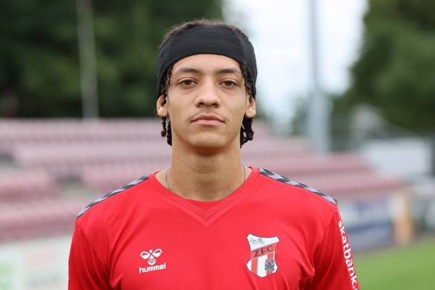 Sport Men Football Soccer Season 2025 26 16 07 2025 Bluechip Arena Meuselwitz ZFC Meuselwitz Team Photo Portrait Elias Ndukwe Oke Meuselwitz Thueringen Germany