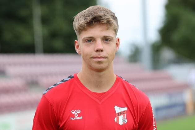 Sport Men Football Soccer Season 2025 26 16 07 2025 Bluechip Arena Meuselwitz ZFC Meuselwitz Team Photo Portrait Theo Teßmer Meuselwitz Thueringen Germany