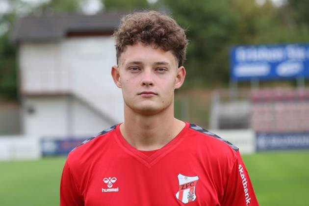 Sport Men Soccer Soccer Season 2025 26 16 07 2025 Bluechip Arena Meuselwitz ZFC Meuselwitz Team Photo Portrait Ben Keßler Meuselwitz Thueringen Germany