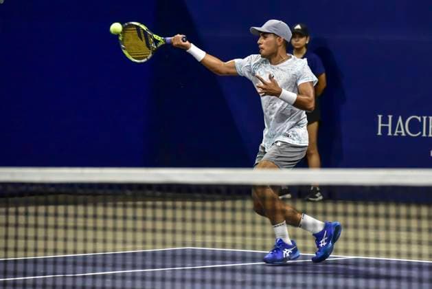 LOS CABOS TENNIS OPEN 2025 LOS CABOS TENNIS OPEN 2025 ALVAREZ VS KOVACEVIC 16072025 LOS CABOS, BAJA CALIFORNIA, MEXICO Photo of Luis Carlos Alvarez of Mexico, during singles game of Los Cabos Tennis Open 2025 held at the Grand Stand of the Cabo Sports Complex of Los Cabos, Baja California, Mexico Photo Luis Carlos Alvarez of Mexico, during singles game of Los Cabos Tennis Open 2025 held at the Grand Stand 1 of the Cabo Sports Complex of Los Cabos, Baja California, Mexico PHOTO BY IMAGENSHOP AGENCIA FOTOGRAFICA LOS CABOS BAJA CALIFORNIA MEXICO Copyright: xIMAGENSHOPxAGENCIAxFOTOGRAFICAx