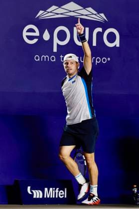 LOS CABOS TENNIS TENNIS OPEN 2025, LOS CABOS TENNIS OPEN 2025 DUCKWORTH VS FOKINA 16072025 LOS CABOS, BAJA CALIFORNIA, MEXICO Photo of James Duckworth of Australia, during singles game of Los Cabos Tennis Open 2025 held at the Estadio Mextenis of the Cabo Sports Complex of Los Cabos, Baja California, Mexico Photo James Duckworth of Australia, during singles game of Los Cabos Tennis Open 2025 held at the Estadio Mextenis of the Cabo Sports Complex of Los Cabos, Baja California, Mexico PHOTO BY IMAGENSHOP AGENCIA FOTOGRAFICA LOS CABOS BAJA CALIFORNIA MEXICO Copyright: xIMAGENSHOPxAGENCIAxFOTOGRAFICAx