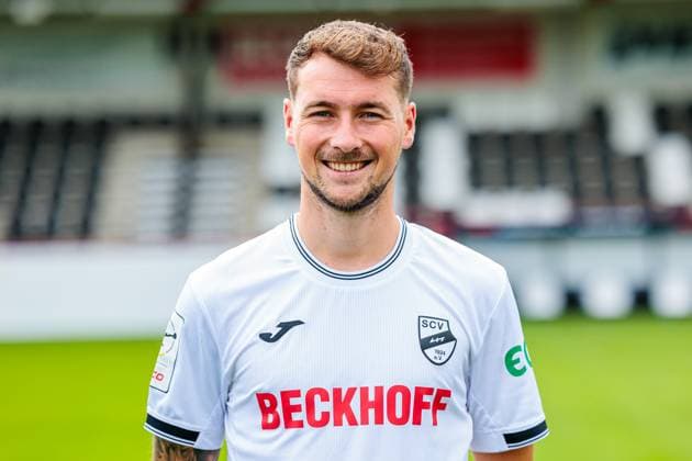 Yari Otto SC Verl 3 Liga, Porträttermin 2025 2026 GER, Porträttermin SC Verl, Football, 3 Liga, Season 2025 2026, 16 07 2025 GER, Porträttermin SC Verl, Football, 3 Liga, Season 2025 2026, 16 07 2025 Verl Copyright: xEibner-Pressefoto JanxRollingerx EP_JSK