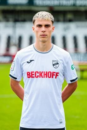 Almin Mesanovic SC Verl 3 Liga, Porträttermin 2025 2026 GER, Porträttermin SC Verl, Football, 3 Liga, Season 2025 2026, 16 07 2025 GER, Porträttermin SC Verl, Football, 3 Liga, Season 2025 2026, 16 07 2025 Verl Copyright: xEibner-Pressefoto JanxRollingerx EP_JSK