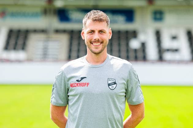 Sascha Naerger, Physiotherapist SC Verl 3 Liga, Porträttermin 2025 2026 GER, Porträttermin SC Verl, Football, 3 Liga, Season 2025 2026, 16 07 2025 GER, Porträttermin SC Verl, Football, 3 Liga, Season 2025 2026, 16 07 2025 Verl Copyright: xEibner-Pressefoto JanxRollingerx EP_JSK
