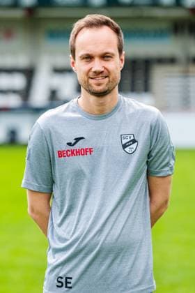 Dr. Simon Eschrig, Internal medicine team doctor SC Verl 3 Liga, portrait appointment 2025 2026 GER, portrait appointment SC Verl, football, 3 Liga, season 2025 2026, 16 07 2025 GER, portrait appointment SC Verl, football, 3 Liga, season 2025 2026, 16 07 2025 Verl Copyright: xEibner-Pressefoto JanxRollingerx EP_JSK