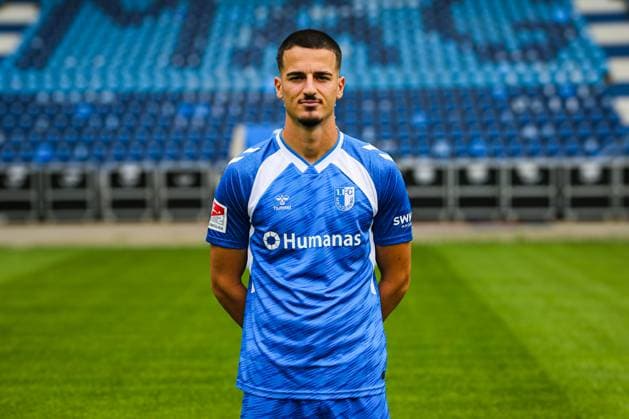 Andi Hoti, 1 FC Magdeburg 2 Soccer Bundesliga portrait appointment 2 BL 2025 2026 official photo appointment 1 FC Magdeburg in the Avnet Arena in Magdeburg portrait, portrait, single picture, Germany, soccer, men, GER, 16 07 2025 Christian Schroedter