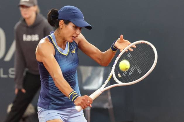 GER, Hamburg, xFSx, ATP250 Womens Tennis Tournament , MSC Hamburg Ladies Open 2025 , Round of 16 , 17 07 2025 v l Astra Sharma AUS plays a backhand Copyright: HMBxMedia FernandoxSoares