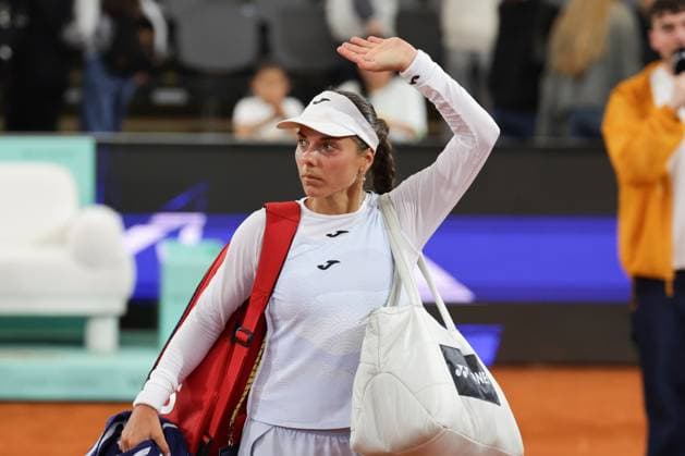 GER, Hamburg, xFSx, ATP250 Womens Tennis Tournament , MSC Hamburg Ladies Open 2025 , Round of 16 ,17 07 2025 v l Viktoriya Tomova BUL says goodbye to the fans Copyright: HMBxMedia FernandoxSoares