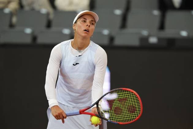 GER, Hamburg, xFSx, ATP250 Womens Tennis Tournament , MSC Hamburg Ladies Open 2025 , Round of 16 ,17 07 2025 v l Viktoriya Tomova BUL makes a serve Copyright: HMBxMedia FernandoxSoares