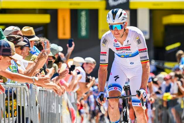 Tour de France 2025 Stage 12 HAUTACAM, FRANCE - JULY 17 : Merlier Tim (BEL) of Soudal - Quick Step before the start of the race during stage 12 of the 112th edition of Tour de France an UCI World Tour 2.UWT cycling road race stage for Men Elite of 181 km with start in Auch and finish in Hautacam on July 17, 2025 in Hautacam, France, 17 07 2025 ( Motordriver Kenny Verfaillie - Hautacam France  Copyright: xVincentxKalutx