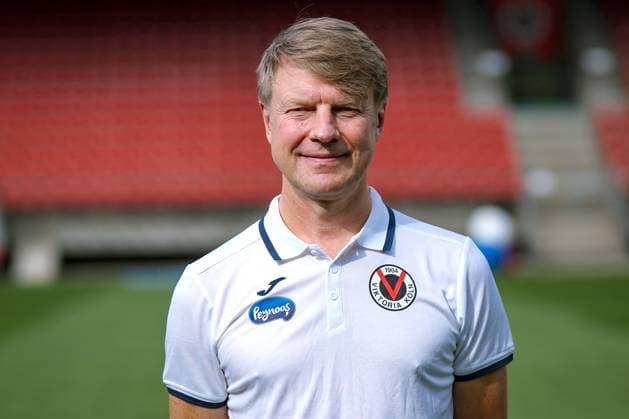 Dr med Eduard Gorr team doctor FC Viktoria Köln 1904 3 Liga, portrait appointment, 2025 2026, 17 07 2025 Nordrhein Westfalen Germany