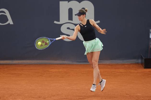 GER, Hamburg, xFSx, ATP250 Womens Tennis Tournament , MSC Hamburg Ladies Open 2025 , Round of 16 ,17 07 2025 v l Anna Bondar HUN plays a forehand Copyright: HMBxMedia FernandoxSoares