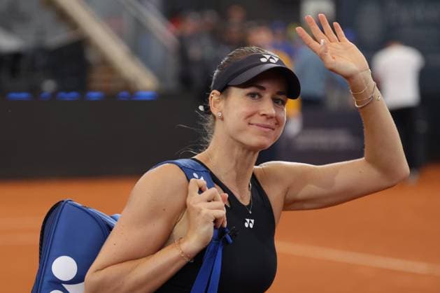 GER, Hamburg, xFSx, ATP250 Womens Tennis Tournament , MSC Hamburg Ladies Open 2025 , Round of 16 ,17 07 2025 v l Anna Bondar HUN thanks the fans Copyright: HMBxMedia FernandoxSoares