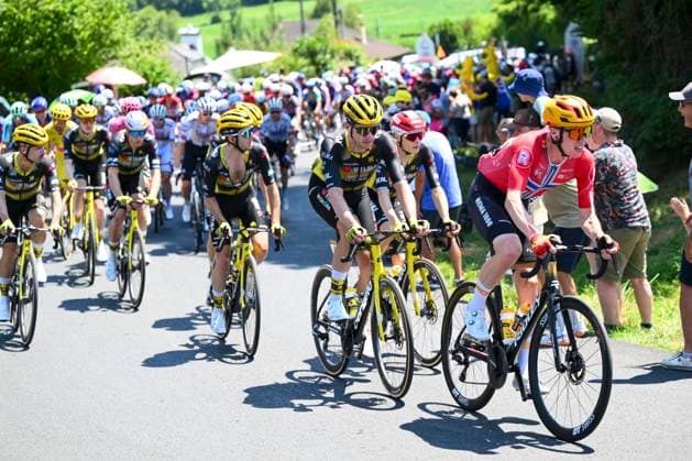 Tour de France 2025 Stage 12 HAUTACAM, FRANCE - JULY 17 : Hoelgaard Markus (NOR) of Uno-X Mobility, Team Visma Lease A Bike in action during stage 12 of the 112th edition of Tour de France an UCI World Tour 2.UWT cycling road race stage for Men Elite of 181 km with start in Auch and finish in Hautacam on July 17, 2025 in Hautacam, France, 17 07 2025 ( Motordriver Kenny Verfaillie - Hautacam France  Copyright: xVincentxKalutx