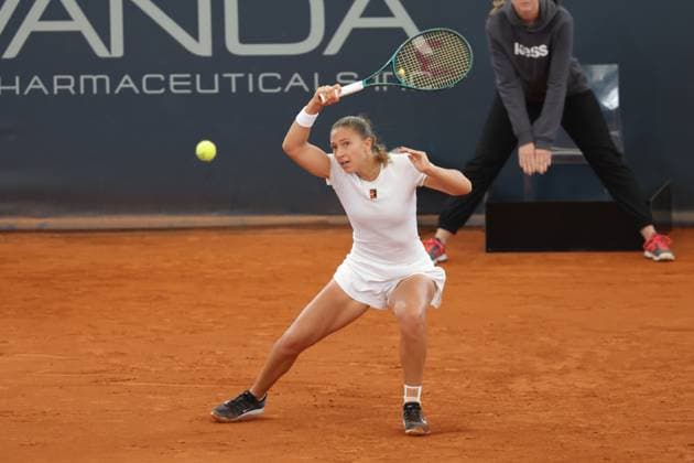 GER, Hamburg, xFSx, ATP250 Womens Tennis Tournament , MSC Hamburg Ladies Open 2025 , Round of 16 ,17 07 2025 v l Diane Parry FRA plays a forehand Copyright: HMBxMedia FernandoxSoares