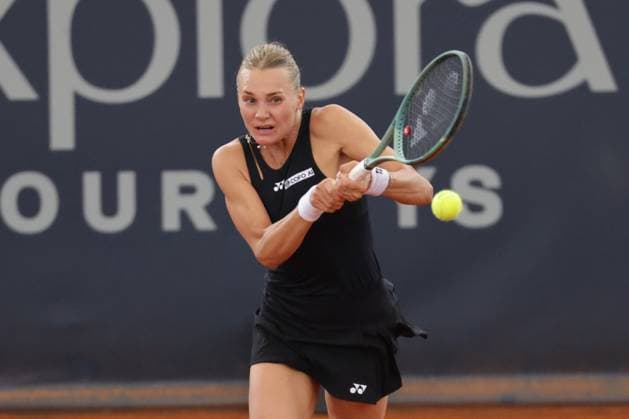 GER, Hamburg, xFSx, ATP250 Womens Tennis Tournament , MSC Hamburg Ladies Open 2025 , Round of 16 ,17 07 2025 v l Dayana Yastremska UKR plays a backhand Copyright: HMBxMedia FernandoxSoares