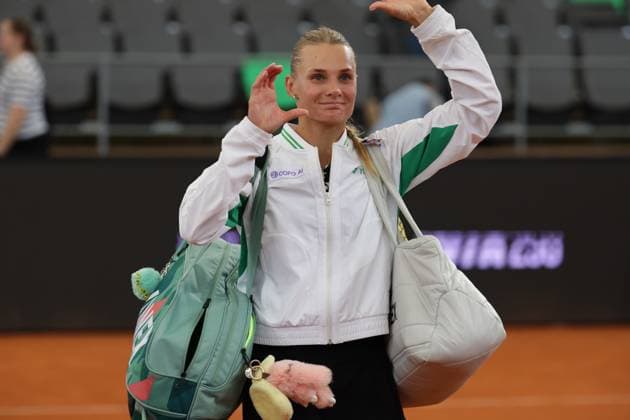 GER, Hamburg, xFSx, ATP250 Womens Tennis Tournament , MSC Hamburg Ladies Open 2025 , Round of 16 ,17 07 2025 v l Dayana Yastremska UKR thanks the fans Copyright: HMBxMedia FernandoxSoares