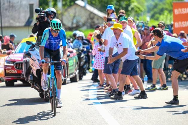 Tour de France 2025 Stage 12 HAUTACAM, FRANCE - JULY 17 : Armirail Bruno (FRA) of Decathlon AG2R La Mondiale Team alone in the escape pack during stage 12 of the 112th edition of Tour de France an UCI World Tour 2.UWT cycling road race stage for Men Elite of 181 km with start in Auch and finish in Hautacam on July 17, 2025 in Hautacam, France, 17 07 2025 ( Motordriver Kenny Verfaillie - Hautacam France  Copyright: xVincentxKalutx