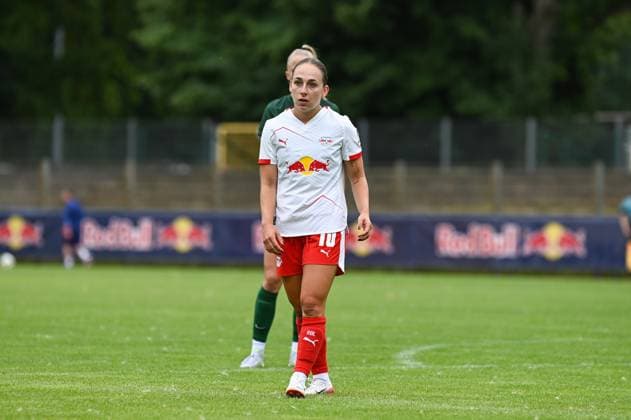Soccer l Women l Season 2025 2026 l Test match l RB Leipzig VfL Wolfsburg l 17 07 2025 Gina Chmielinski 10, Rasenballsport Leipzig Crop, close-up, portrait, portrait, single photo, single photo, body Markranstädt Lawn, Am Stadtbad 30 Saxony Germany Copyright: xLobeca InesxHähnelx