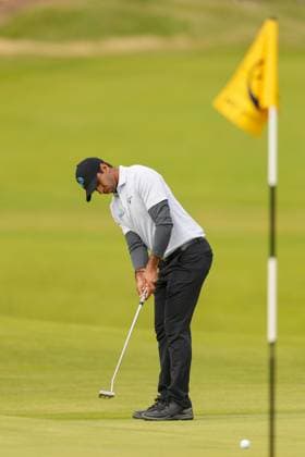 The 153rd Open Championship, Royal Portrush Golf Club, Co. Antrim 17 7 2025 Aaron Rai putts short at the 9th Aaron Rai putts short at the 9th 17 7 2025  Copyright: x INPHO BenxBradyx BB3_4807