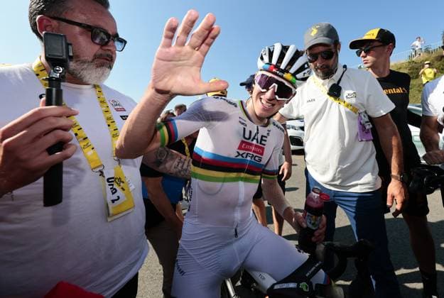 Slovenian Tadej Pogacar of UAE Team Emirates celebrates after winning stage 12 of the 2025 Tour de France cycling, from Auch to Hautacam (181 km), on Thursday 17 July 2025 in France. The 112th edition of the Tour de France starts on Saturday 5 July in Lille, France, and will finish in Paris, France on the 27th of July. POOLxLUCAxBETTINI  x129447694x
